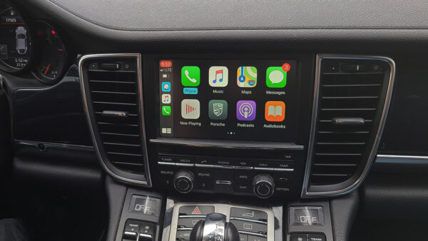 Wireless CarPlay and AndroidAuto Integration for Porsche Panamera 2010-2016