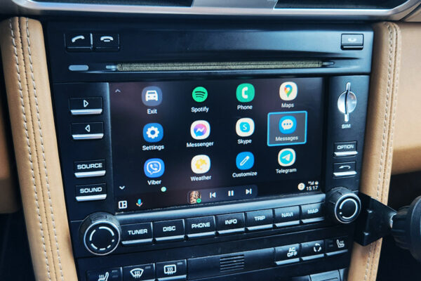 Wireless CarPlay and AndroidAuto Integration for Porsche Cayman Boxster 2009-2012 - Image 3