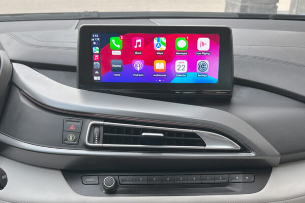 Wireless CarPlay and AndroidAuto Integration for BMW i8 2014-2017