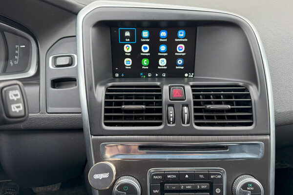 Wireless CarPlay and AndroidAuto Integration for Volvo XC60 2015-2017 - Image 3