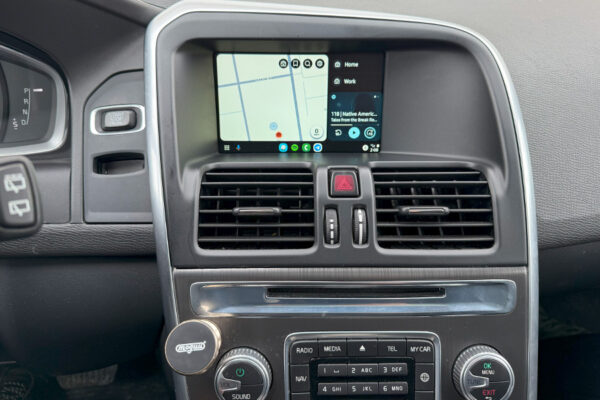 Wireless CarPlay and AndroidAuto Integration for Volvo XC60 2015-2017 - Image 2