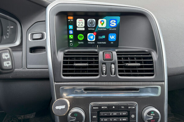 Wireless CarPlay and AndroidAuto Integration for Volvo XC60 2015-2017